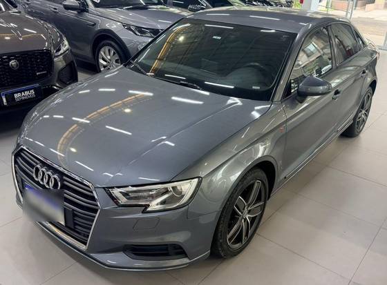 AUDI A3 1.4 TFSI SEDAN ATTRACTION 16V FLEX 4P TIPTRONIC AUDI A3 1.4 TFSI SEDAN ATTRACTION 16V FLEX 4P TIPTRONIC